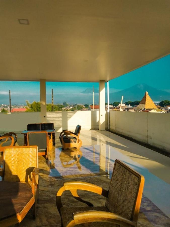 Bluefire Homestay Syariah Баньювангі Екстер'єр фото